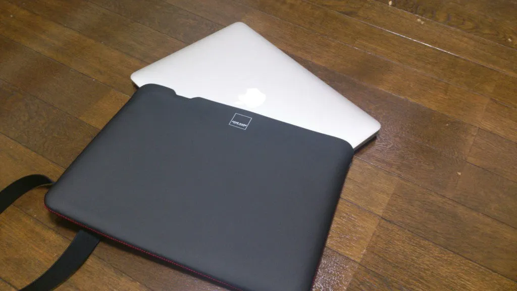 Acme Made Skinny Sleeve MacBook Air/Retina 13"