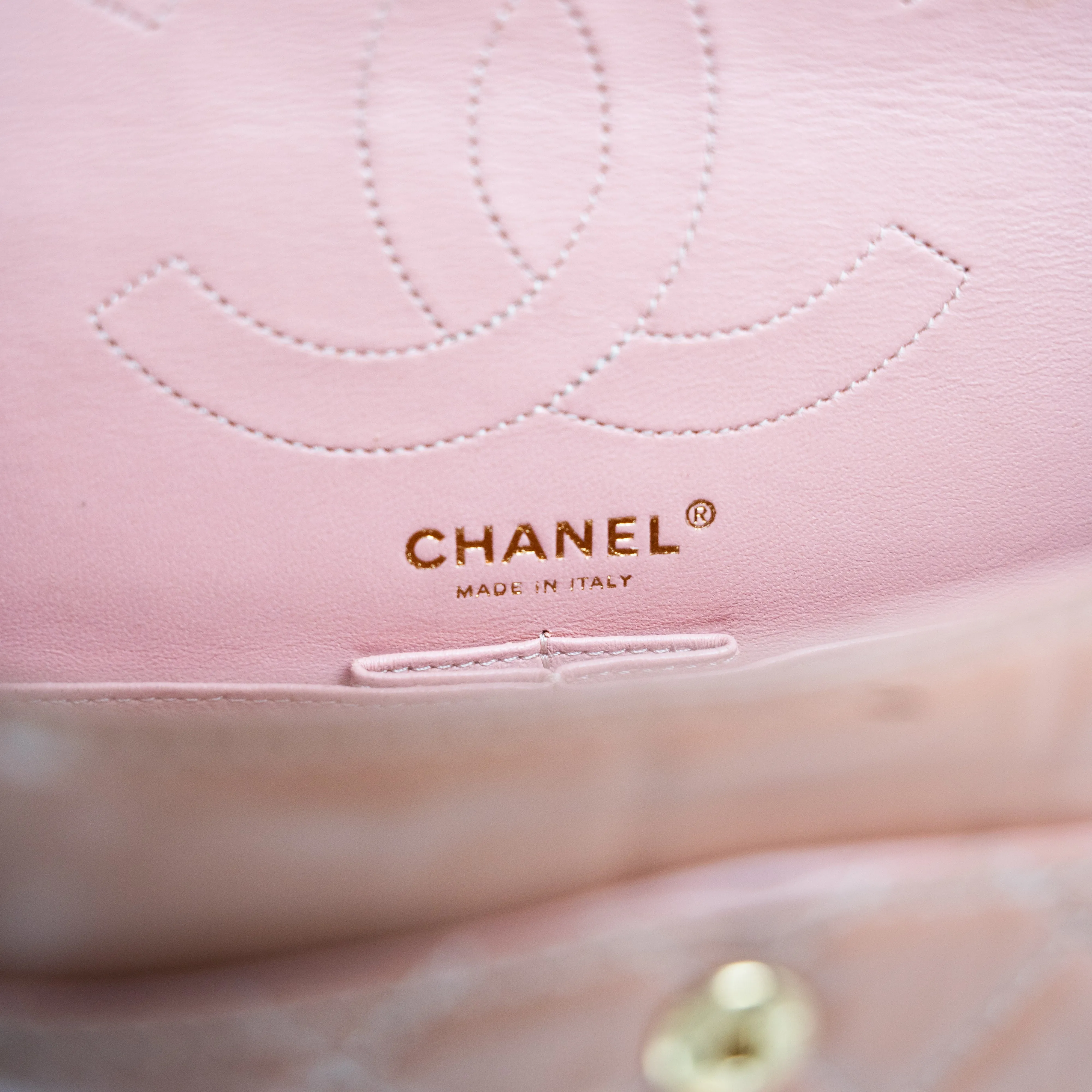 Chanel 17A Small Reissue 225 Terracotta brown