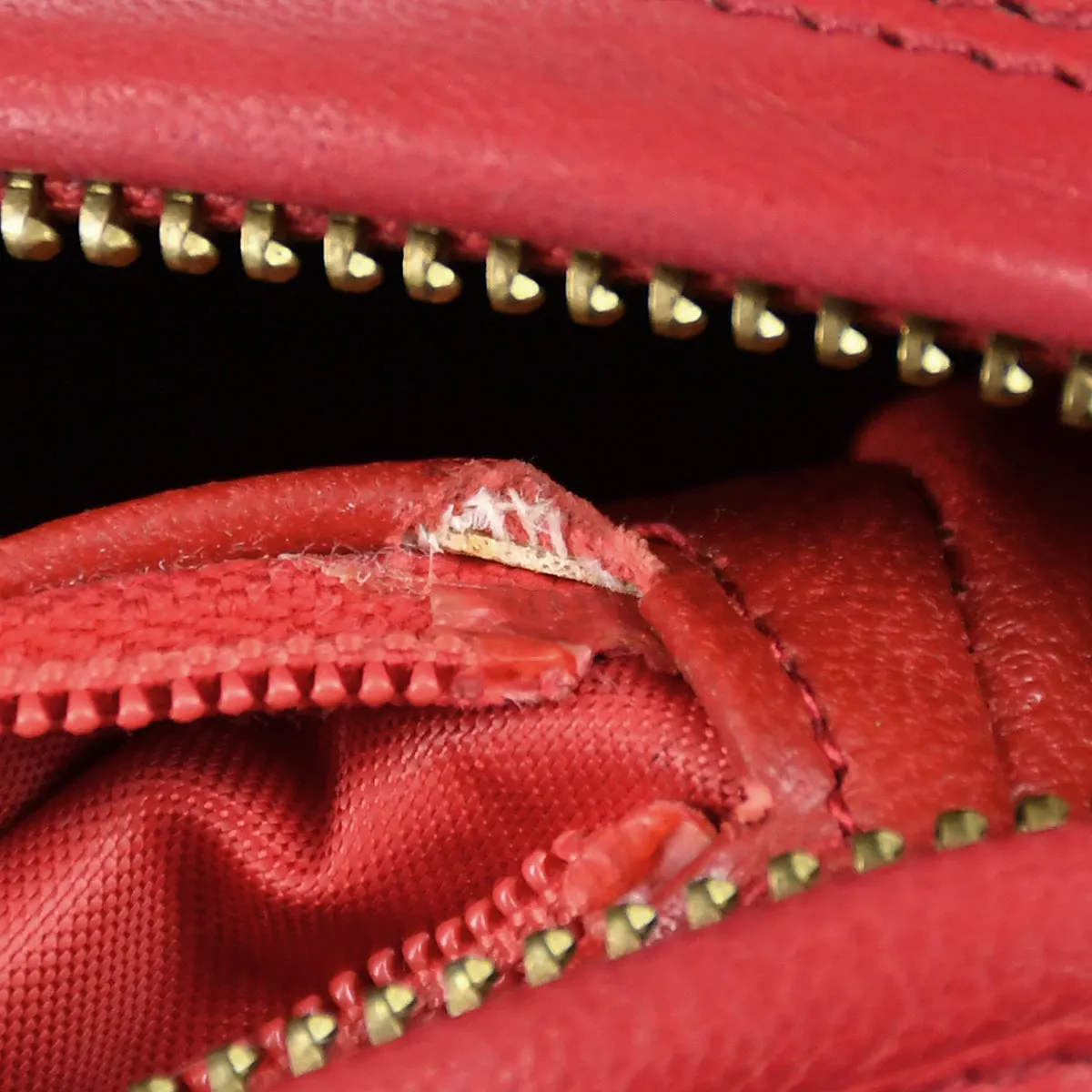 CHANEL 1986-1988 Camera Bag Mini Red Lambskin 97316