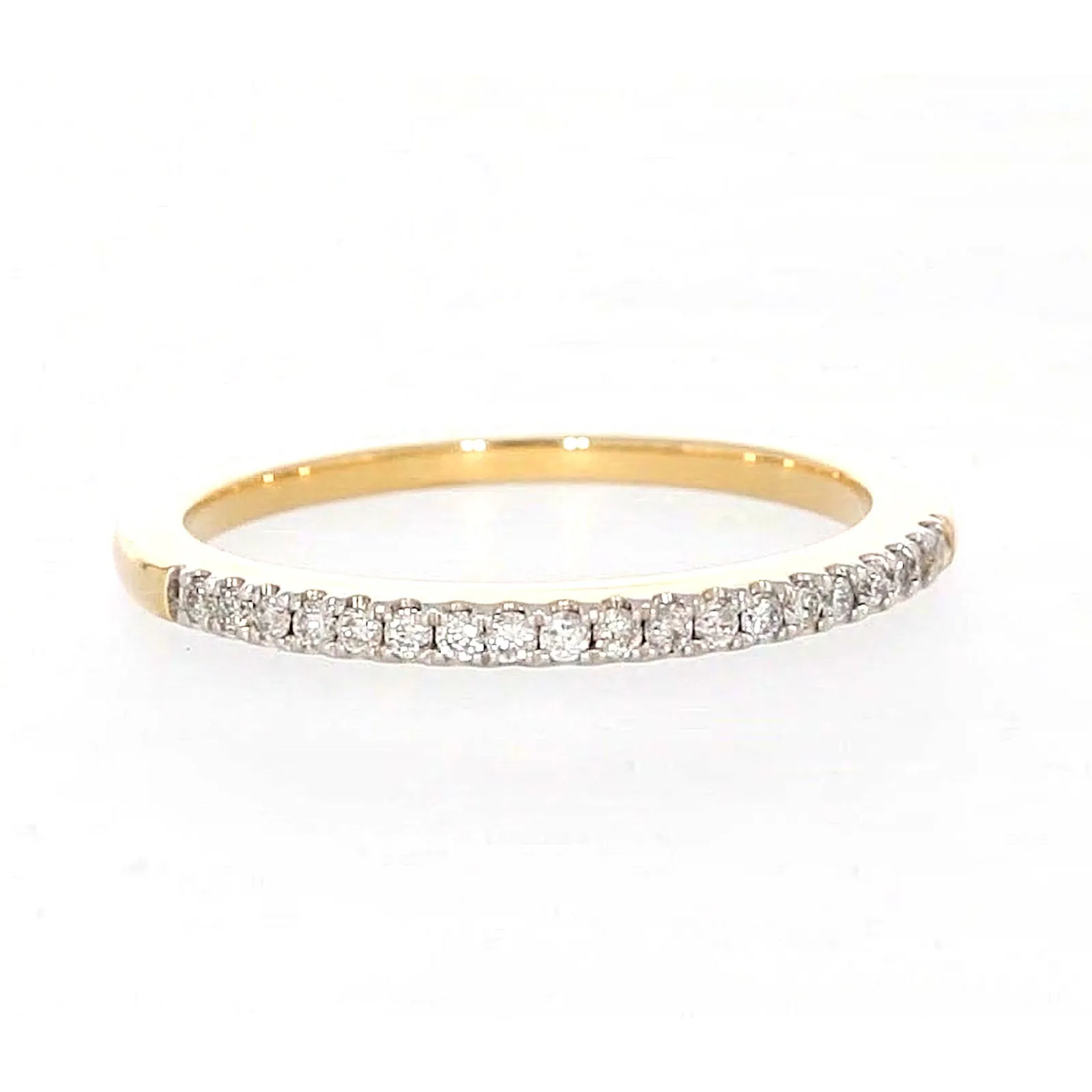 New York 14ct Yellow Gold Round Brilliant Cut 0.15 CARAT tw of Diamonds Ring