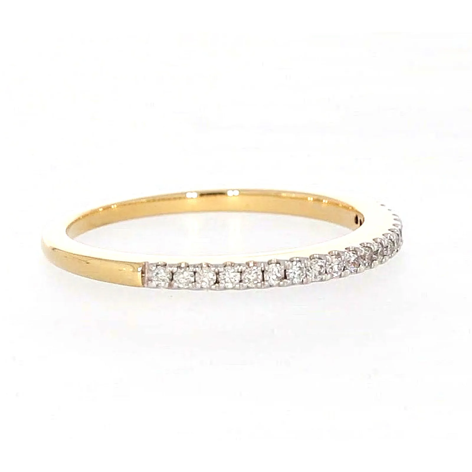 New York 14ct Yellow Gold Round Brilliant Cut 0.15 CARAT tw of Diamonds Ring