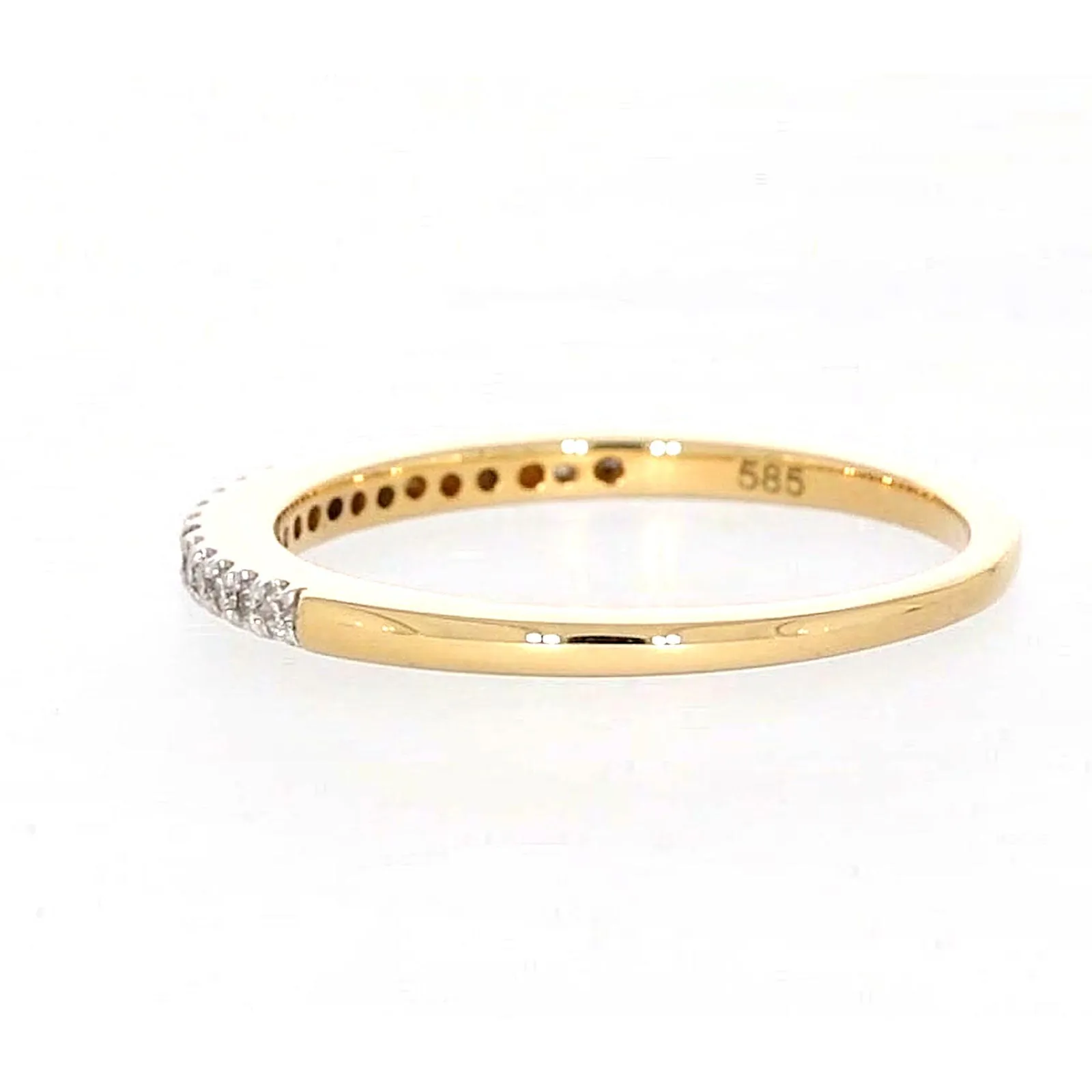 New York 14ct Yellow Gold Round Brilliant Cut 0.15 CARAT tw of Diamonds Ring