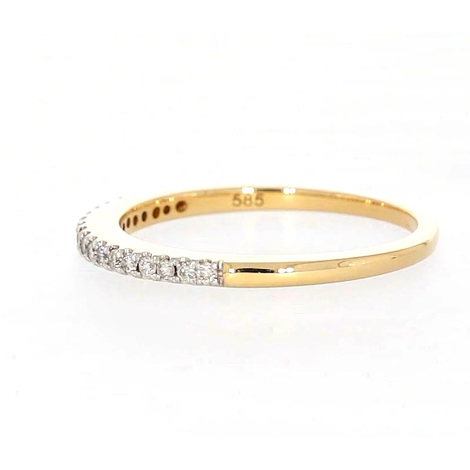 New York 14ct Yellow Gold Round Brilliant Cut 0.15 CARAT tw of Diamonds Ring