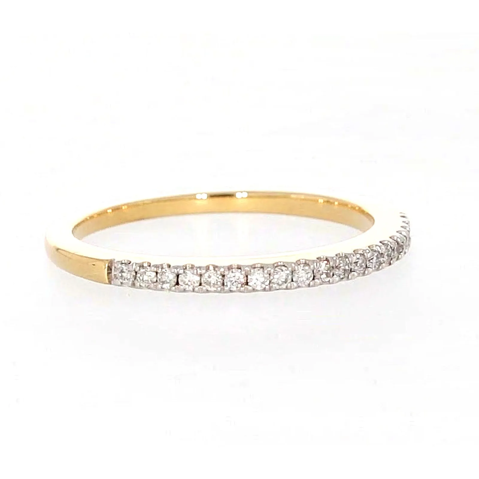 New York 14ct Yellow Gold Round Brilliant Cut 0.15 CARAT tw of Diamonds Ring