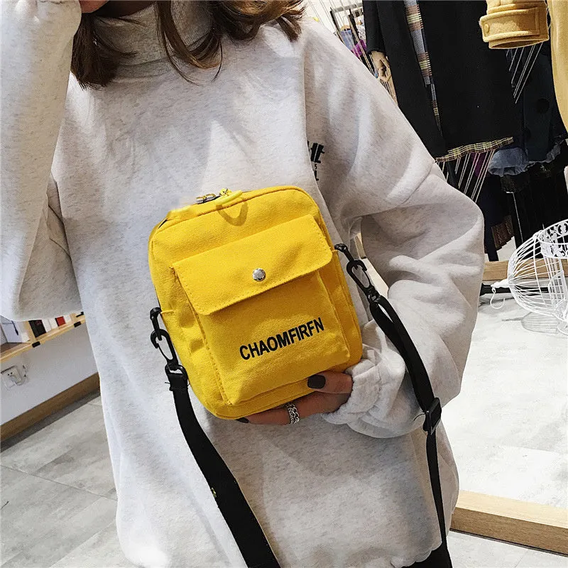 realaiot  Canvas Crossbody Square Bag, Women's Letter Pattern Zipper Shoulder Bag With Headphone Hole
