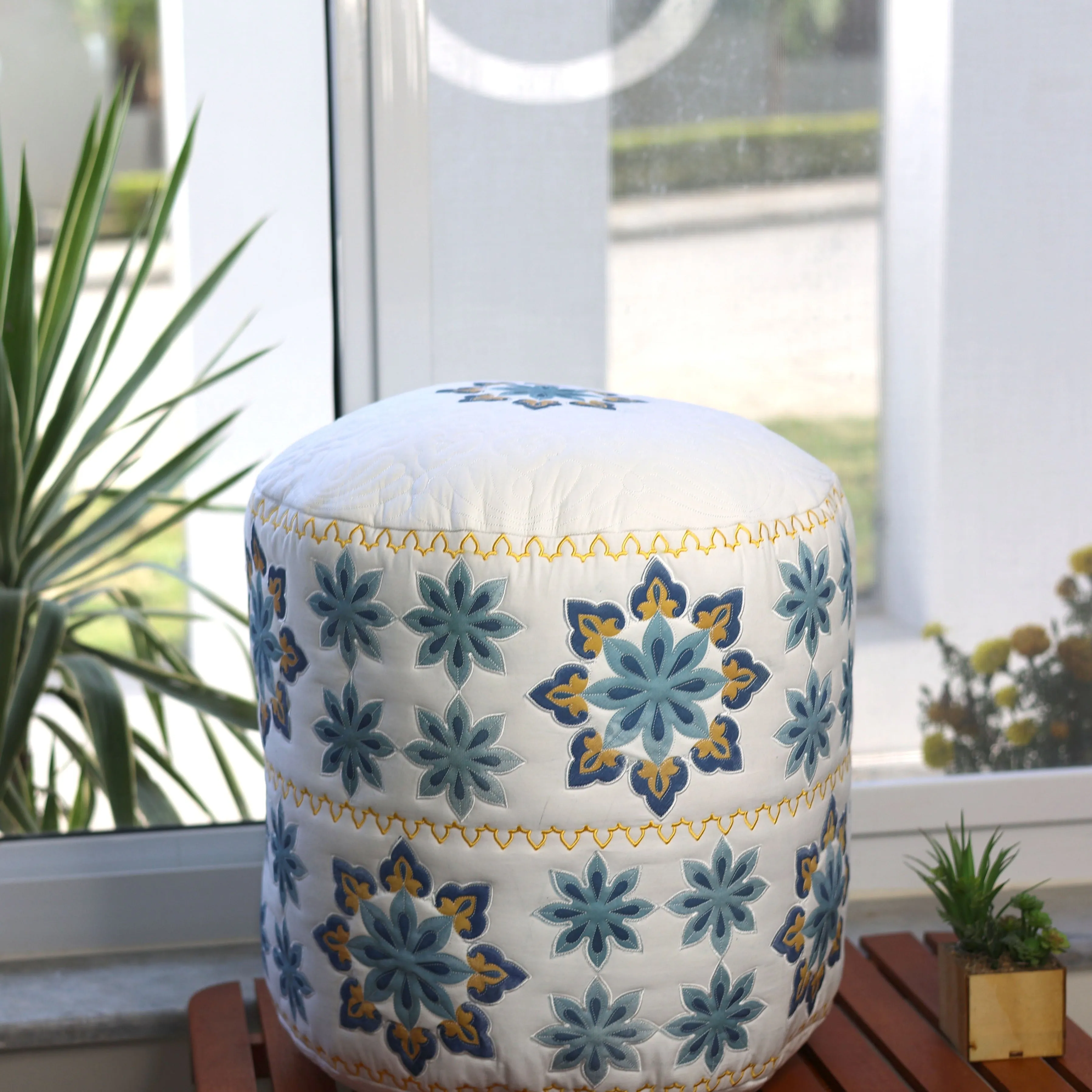 Storage Pouf