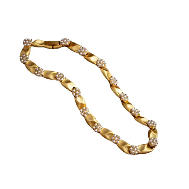 VAIGE Glamorous Gold Simulated Pearl Necklace Set