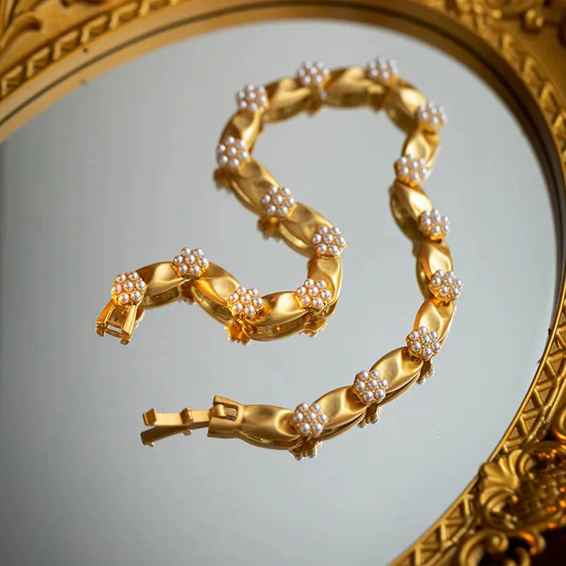 VAIGE Glamorous Gold Simulated Pearl Necklace Set