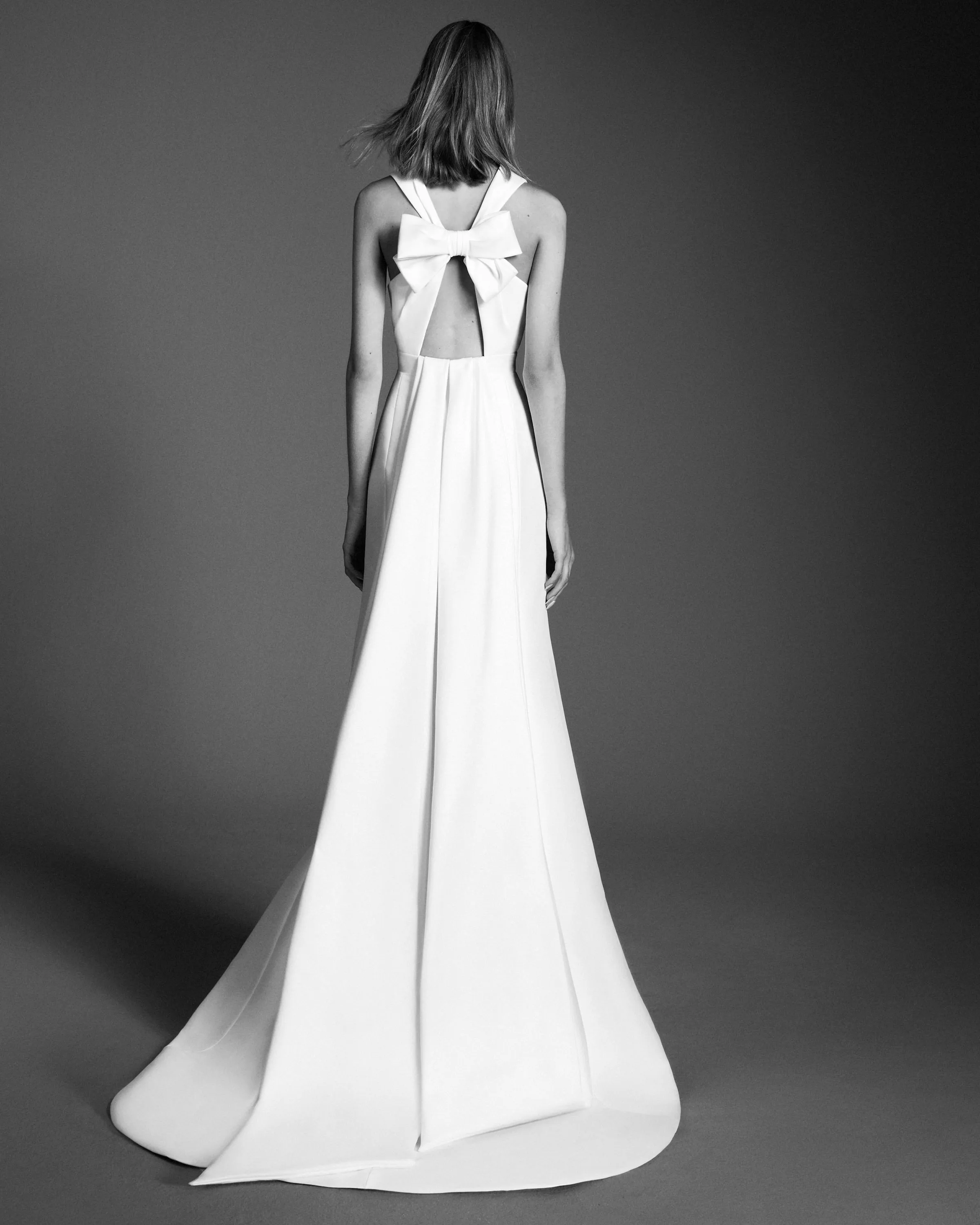 VRM404 - ROYAL BOW BACK MERMAID